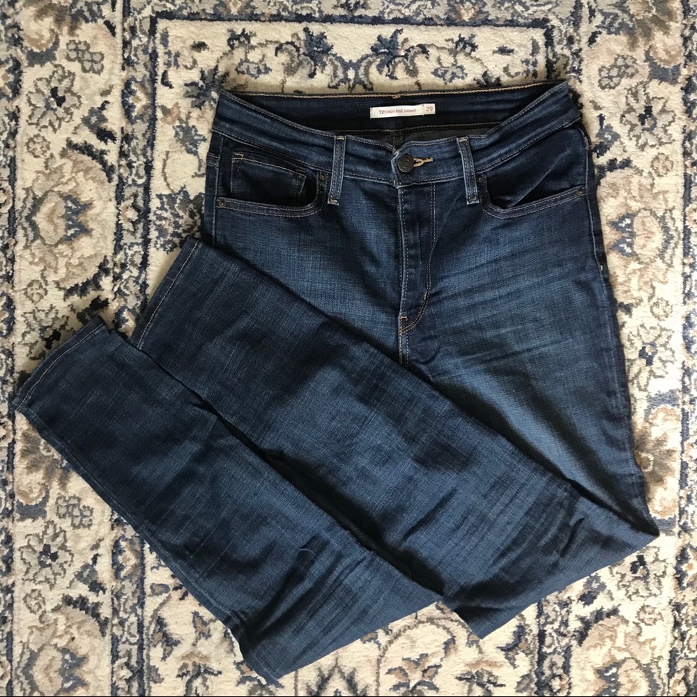 Levi’s 721 Dark Wash Skinny Jeans
